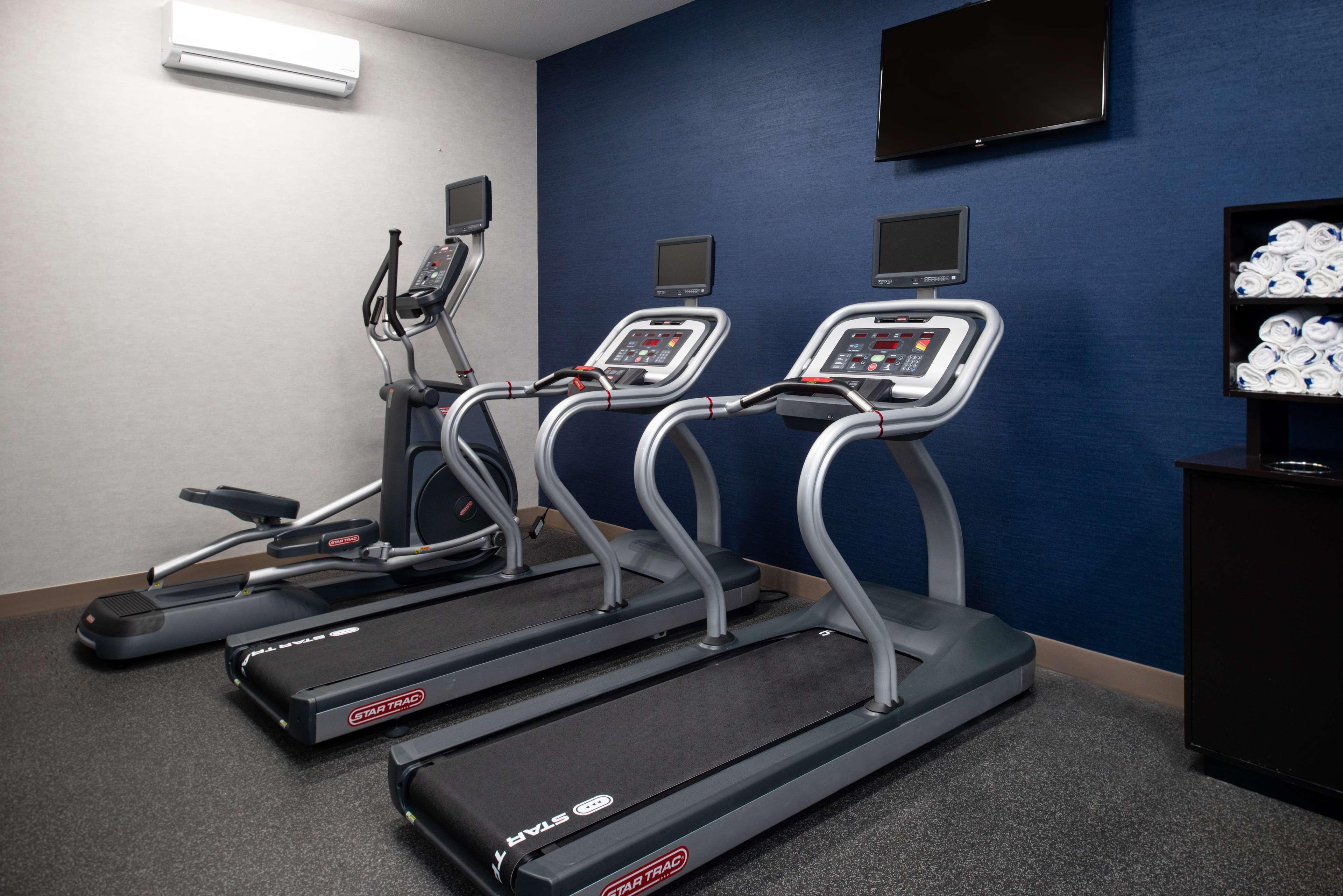 Hampton Inn Kansas City Northeast Extérieur photo
