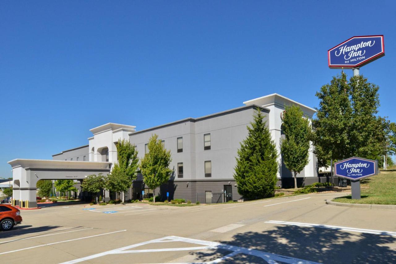 Hampton Inn Kansas City Northeast Extérieur photo