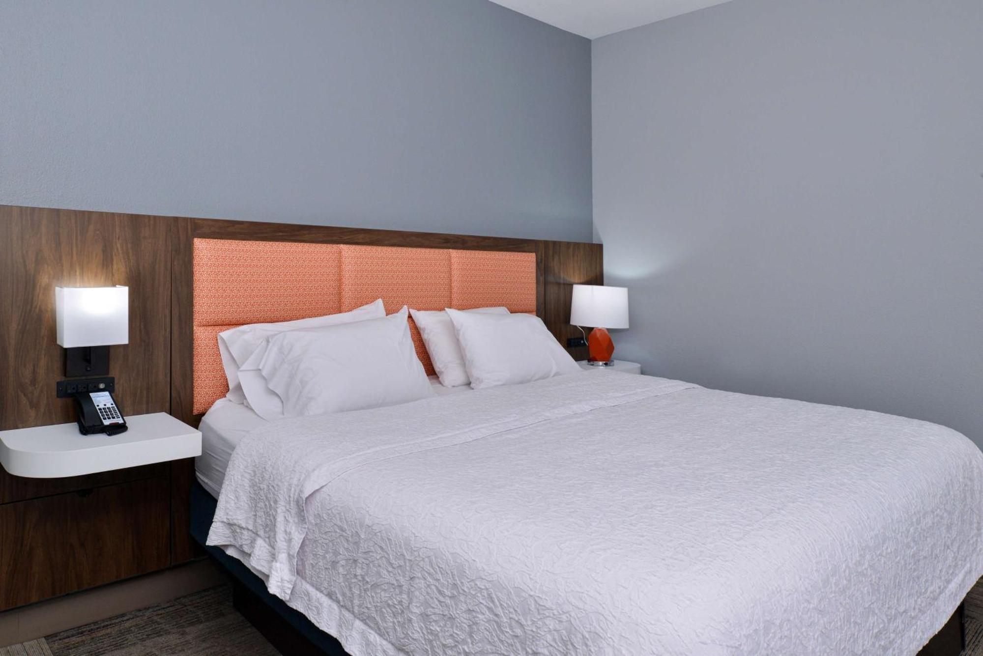 Hampton Inn Kansas City Northeast Extérieur photo