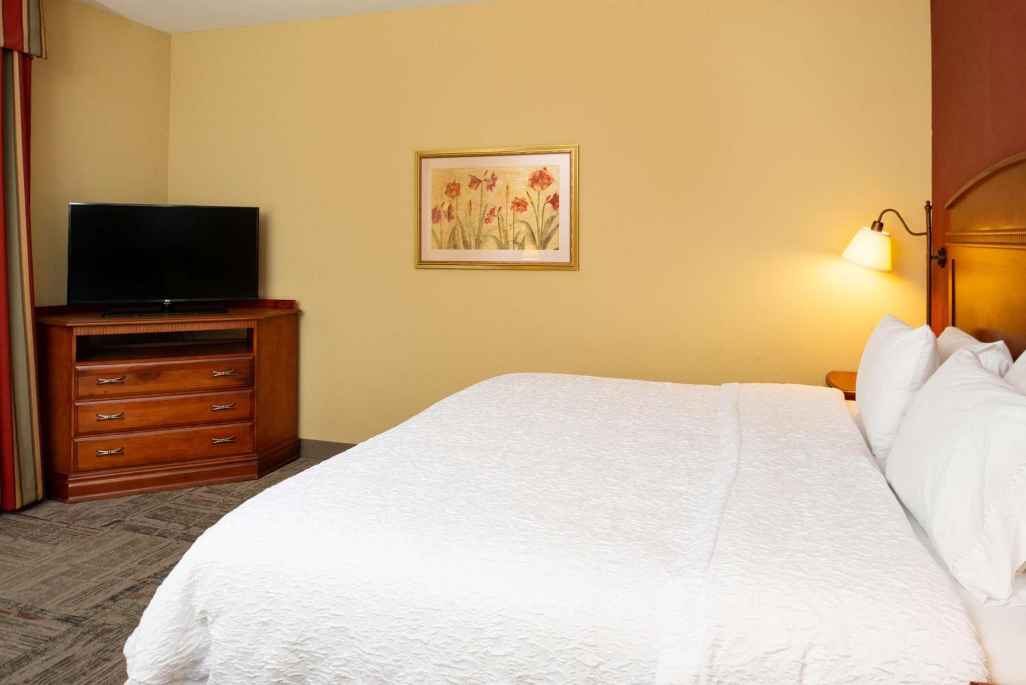 Hampton Inn Kansas City Northeast Extérieur photo