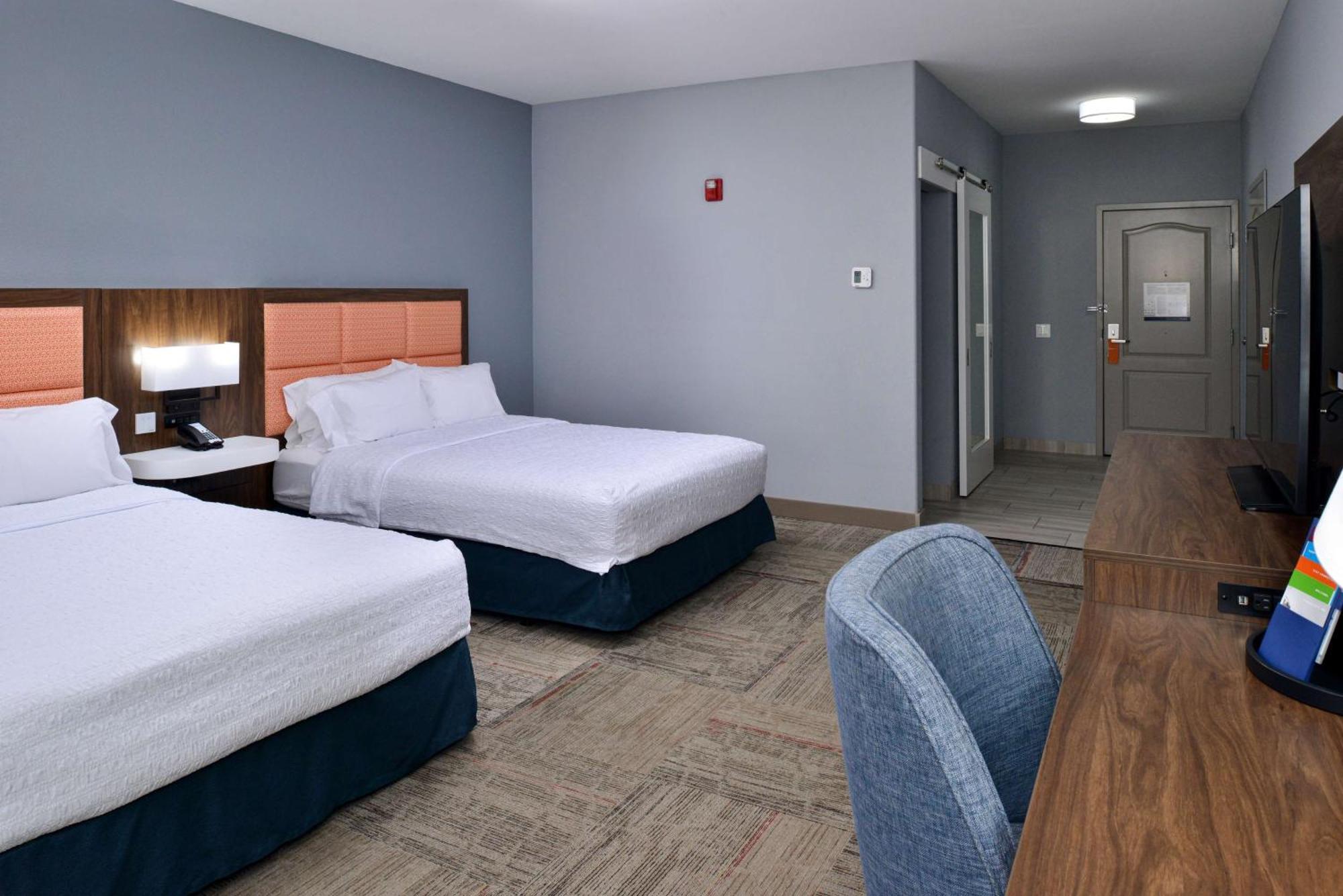 Hampton Inn Kansas City Northeast Extérieur photo