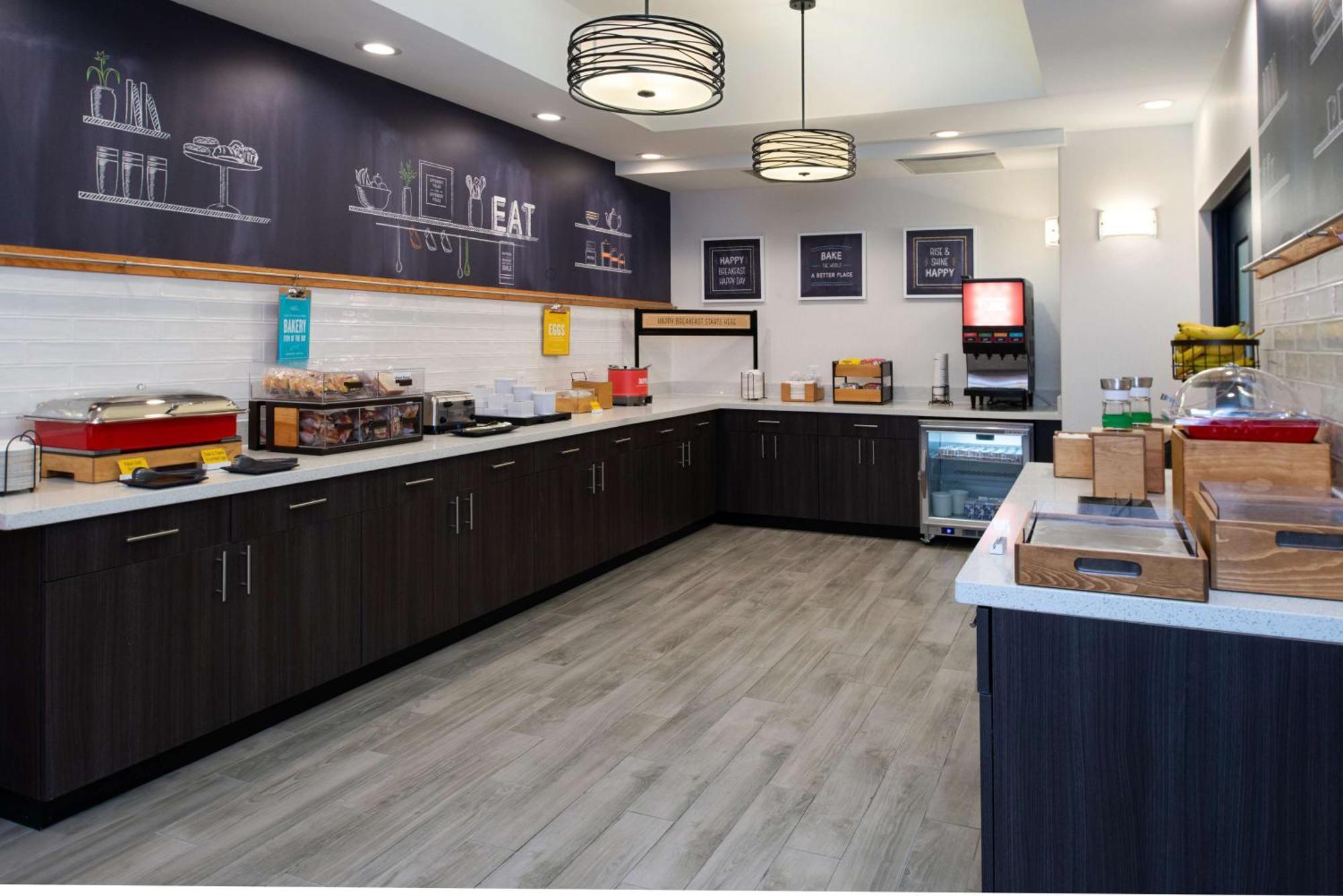 Hampton Inn Kansas City Northeast Extérieur photo